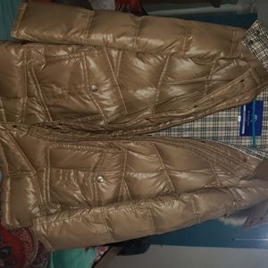 Burberry puffer coat